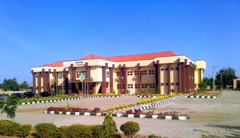 Federal University Dutsin-Ma matriculates 3,870 students